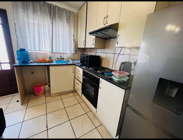 1 BEDROOM APARTMENT TO LET IN SONHEUWEL